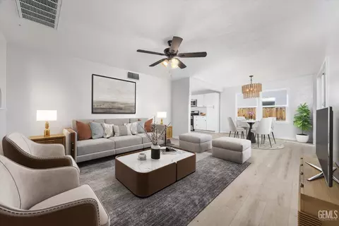 Living - 215 E Lucard St, Taft, CA 93268 photo 1 of 5