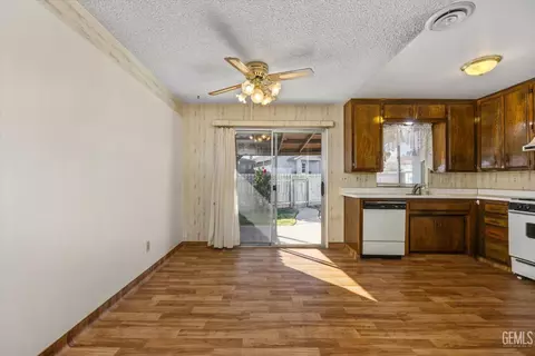 549 Front St, Taft, CA 93268 photo 10