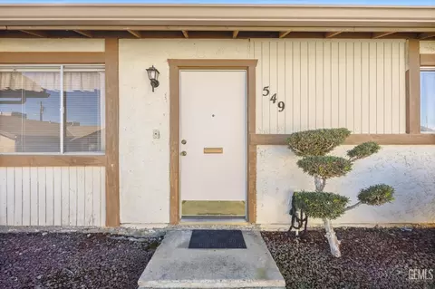 549 Front St, Taft, CA 93268 photo 4