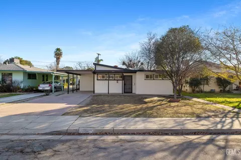 208 Myrtle St, Bakersfield, CA 93304