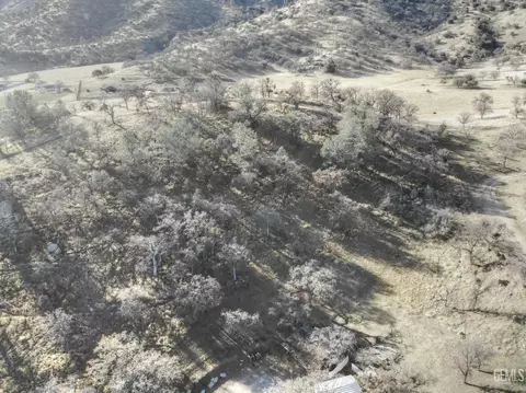 23549 Willow Canyon Rd, Tehachapi, CA 93561 photo 7
