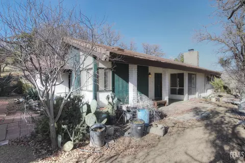 23549 Willow Canyon Rd, Tehachapi, CA 93561 photo 2