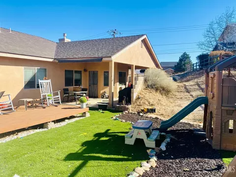 Exterior - 22325 Mccarthy, Tehachapi, CA 93561 photo 6 of 7