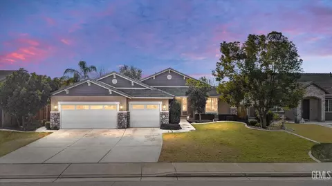 10611 Midge Dr, Bakersfield, CA 93314