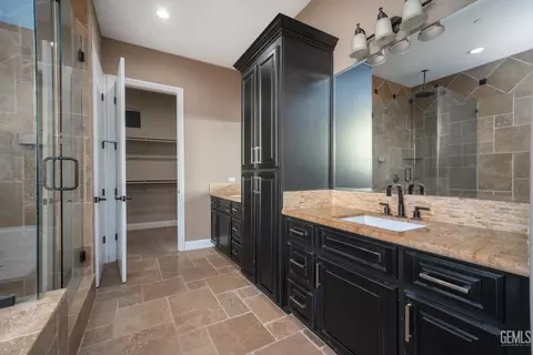 4010 Cogburn Ct, Bakersfield, CA 93313 photo 20