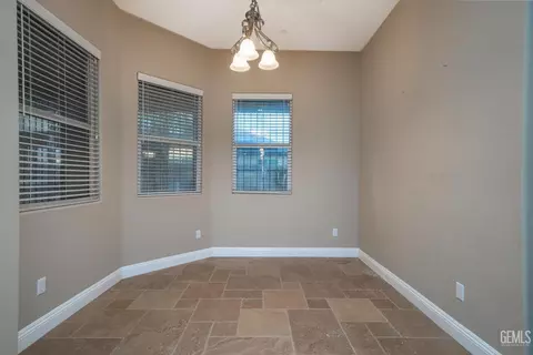4010 Cogburn Ct, Bakersfield, CA 93313 photo 10