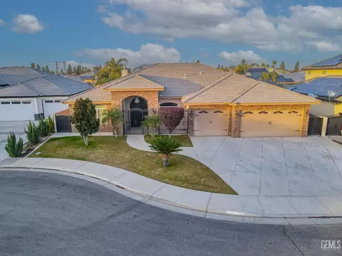 4010 Cogburn Ct, Bakersfield, CA 93313 photo 2