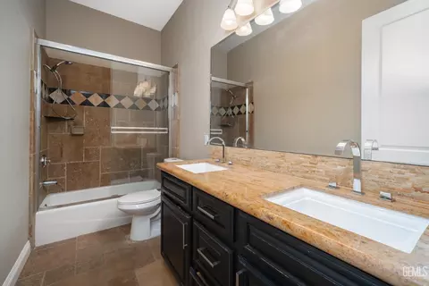 4010 Cogburn Ct, Bakersfield, CA 93313 photo 12