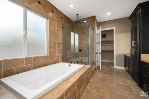 4010 Cogburn Ct, Bakersfield, CA 93313 photo 19