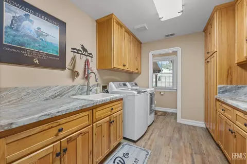 Other - 25820 Skyline Dr, Tehachapi, CA 93561 photo 10 of 13