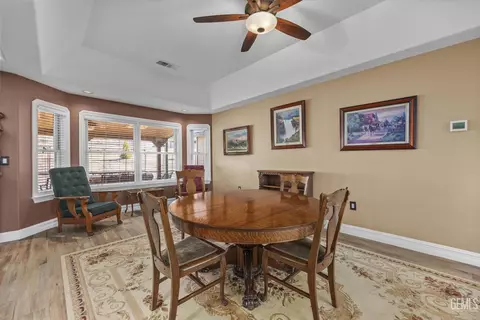 Dining - 25820 Skyline Dr, Tehachapi, CA 93561 photo 1 of 3
