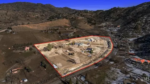 View/Area - 25820 Skyline Dr, Tehachapi, CA 93561 photo 3 of 3