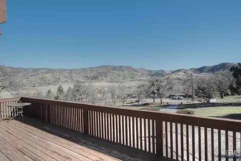 Exterior - 22601 Sunrise Ct, Tehachapi, CA 93561 photo 2 of 2
