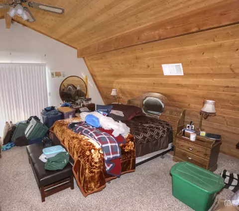 Bedroom - 22601 Sunrise Ct, Tehachapi, CA 93561 photo 3 of 3