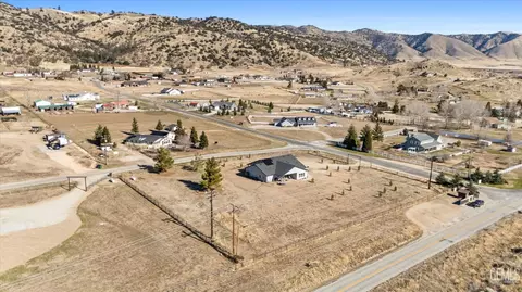 21029 Pegasus St, Tehachapi, CA 93561 photo 46