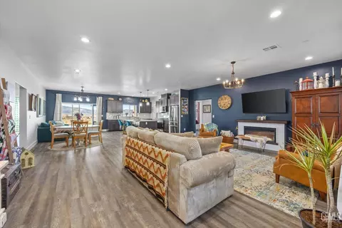 21029 Pegasus St, Tehachapi, CA 93561 photo 7