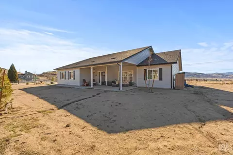21029 Pegasus St, Tehachapi, CA 93561 photo 38
