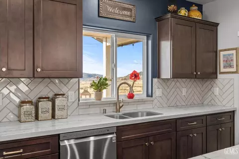 21029 Pegasus St, Tehachapi, CA 93561 photo 16