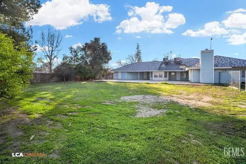 Exterior - 13124 Eberle Rd, Bakersfield, CA 93313 photo 7 of 7