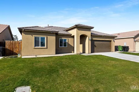 1785 Capistrano Ave, Wasco, CA 93280 photo 3