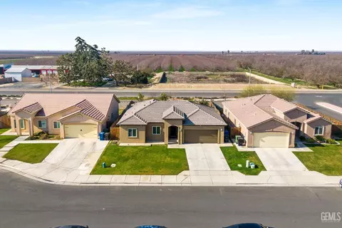 1785 Capistrano Ave, Wasco, CA 93280 photo 1