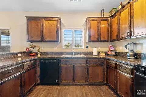 1785 Capistrano Ave, Wasco, CA 93280 photo 21