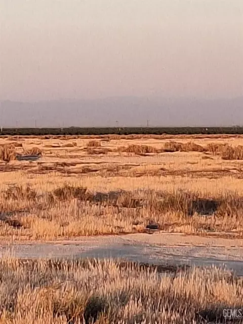 0 Pond, Wasco, CA 93280