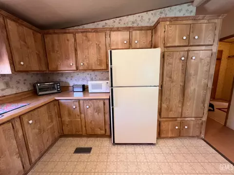 3047 S Kelso Valley Rd, Weldon, CA 93283 photo 16