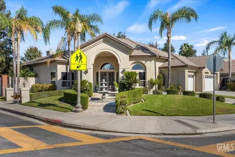 1000 Bourne St, Bakersfield, CA 93311