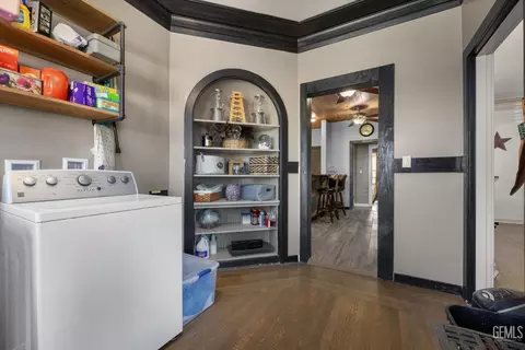 Other - 335 D St, Taft, CA 93268 photo 5 of 6