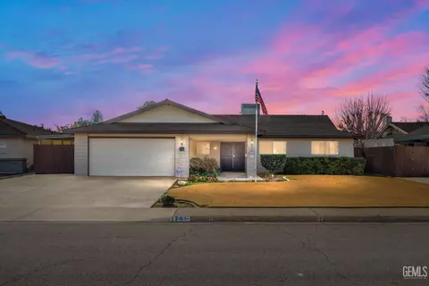201 Glen Oaks Dr, Bakersfield, CA 93309