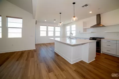 203 Artina Ct, Tehachapi, CA 93561 photo 11