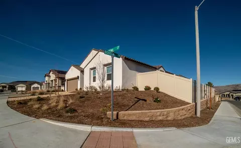 203 Artina Ct, Tehachapi, CA 93561 photo 3