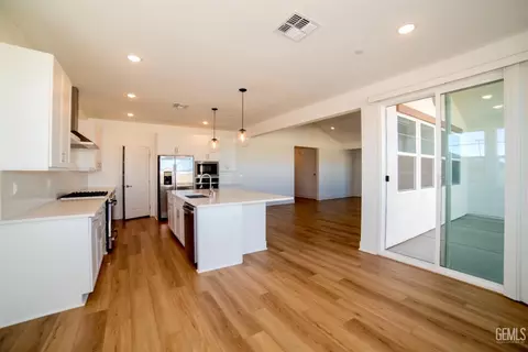 203 Artina Ct, Tehachapi, CA 93561 photo 13
