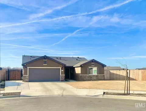 616 Red Tail Ct, Delano, CA 93215 photo 1