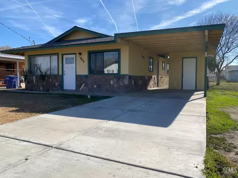 Exterior - 409 Sudan Ave, Buttonwillow, CA 93206 photo 2 of 10