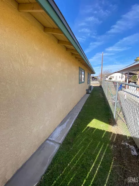 Other - 409 Sudan Ave, Buttonwillow, CA 93206 photo 3 of 8