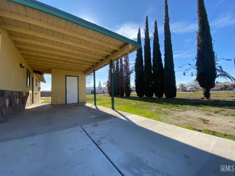 Exterior - 409 Sudan Ave, Buttonwillow, CA 93206 photo 4 of 10