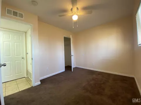 Bedroom - 409 Sudan Ave, Buttonwillow, CA 93206 photo 2 of 6