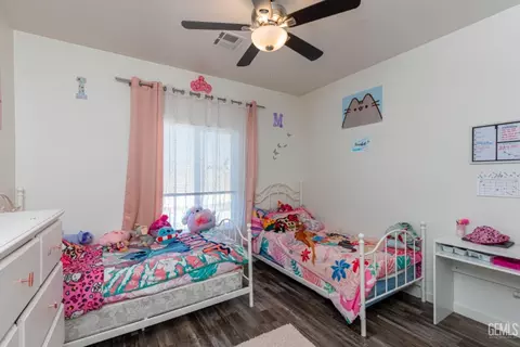 Bedroom - 20141 La Jara Dr, Tehachapi, CA 93561 photo 1 of 4
