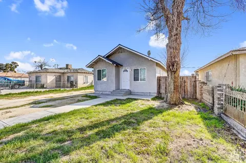 1321 Potomac Ave, Bakersfield, CA 93307