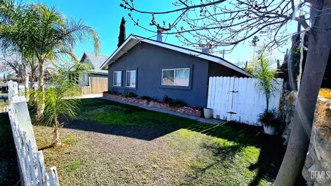 611 B St, Taft, CA 93268 photo 2
