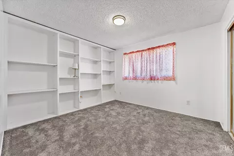 2601 Silver Dr, Bakersfield, CA 93306 photo 17