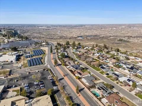 2601 Silver Dr, Bakersfield, CA 93306 photo 29