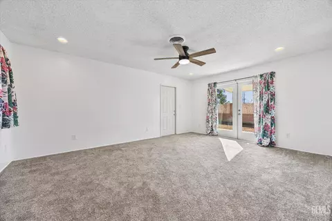 2601 Silver Dr, Bakersfield, CA 93306 photo 4