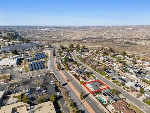2601 Silver Dr, Bakersfield, CA 93306 photo 28