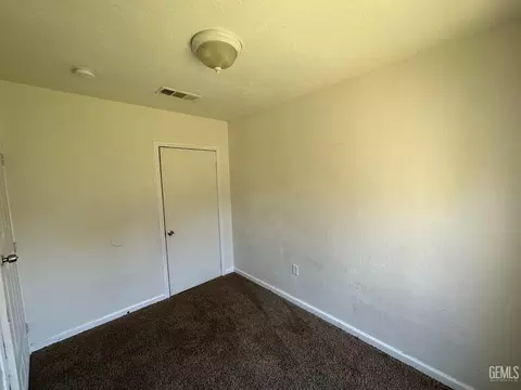 Bedroom - 405 A St, Taft, CA 93268 photo 4 of 6