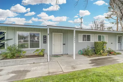 1403 Pebble Bch, Bakersfield, CA 93309