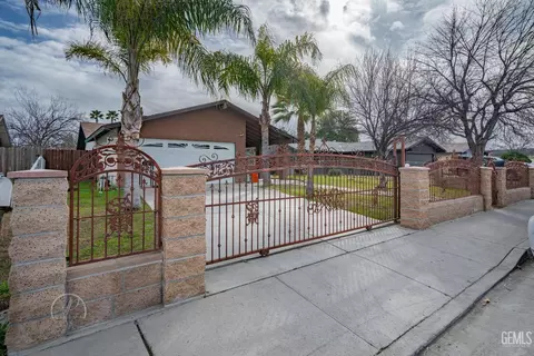 3508 Grissom St, Bakersfield, CA 93309