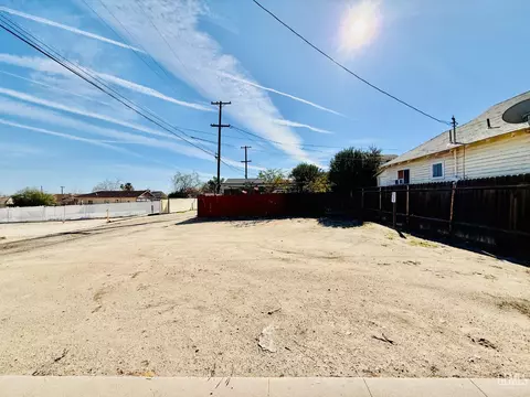 408 5th St, Taft, CA 93268 photo 3